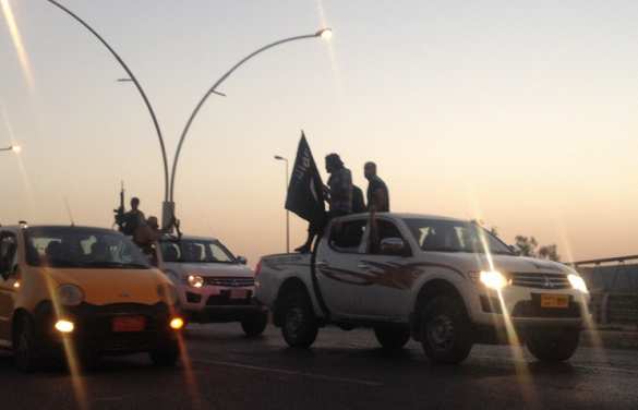 Боевики ИГИЛ начали бегство из Ракки в сторону турецкой границы | Русская весна