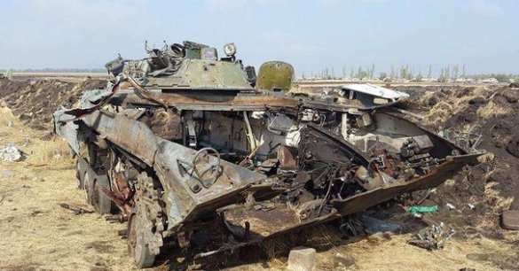 Сводка: при штурме аэропорта уничтожено 4 танка, 1 БМП и 15 оккупантов | Русская весна