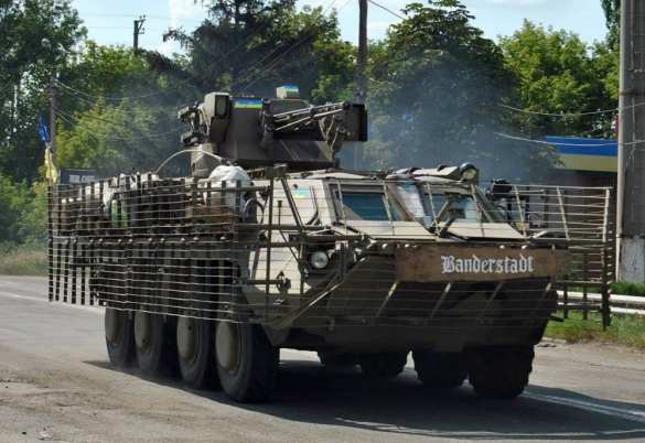 «Навоз на нём вывозить хорошо»: в Сети высмеяли новый украинский БТР | Русская весна