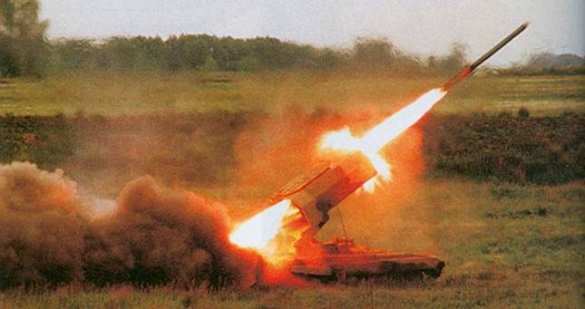 Эффектные кадры стрельбы огнеметной системы «Буратино» (ВИДЕО) | Русская весна