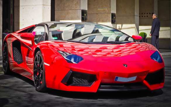 Lamborghini Revuelto: симфония мощи и элегантности | Русская весна