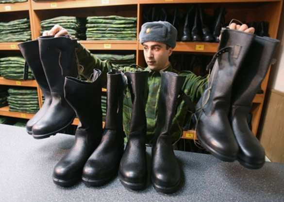 В Кремле прокомментировали готовящиеся поправки об электронных повестках | Русская весна