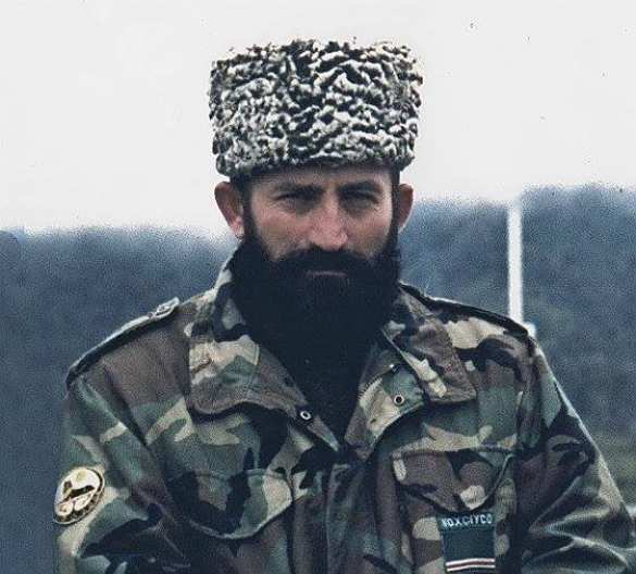 МОЛНИЯ: Армия ДНР уничтожила чеченских террористов, в т.ч. главу комитета парламента «Республики Ичкерия» | Русская весна