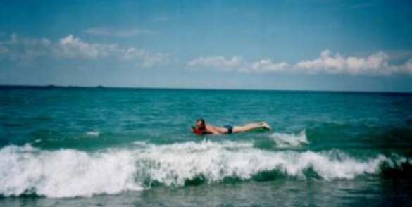 Украинец три дня плыл в Крым на батуте | Русская весна