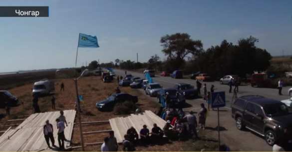 Боевики «Правого сектора» и татарские экстремисты перекрыли въезд в Крым (ВИДЕО) | Русская весна