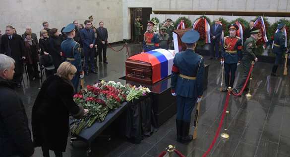 В Москве началась церемония прощания с Виталием Чуркиным (ПРЯМАЯ ТРАНСЛЯЦИЯ) | Русская весна