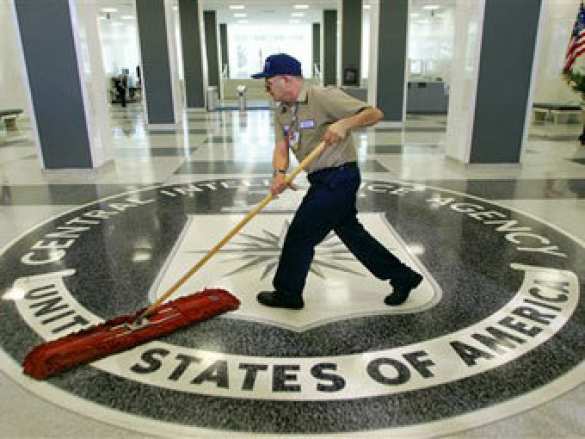 Их нравы:  директор ЦРУ выдал любовнице военные тайны США и пошел под суд | Русская весна