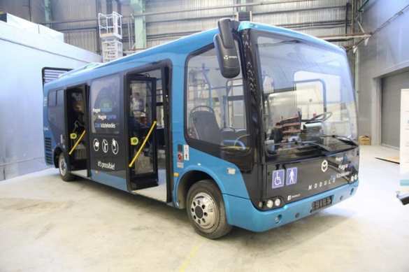 Российские разработчики представили автобус с корпусом из композитных материалов  | Русская весна