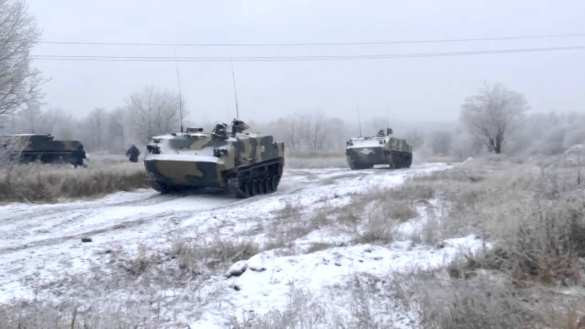 Испытания новейших бронетранспортёров «Ракушка» в Тульской области (видео) | Русская весна