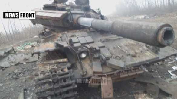 Чернухино: разбитый блокпост оккупантов с военной техникой (ВИДЕО) | Русская весна