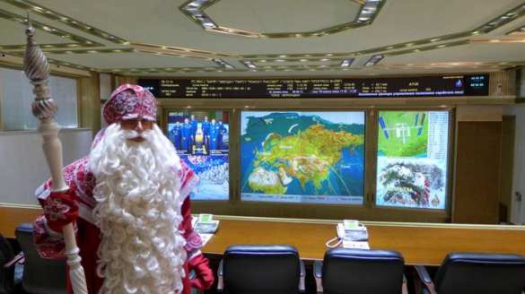 Дед Мороз поздравил космонавтов с наступающим 2015 годом | Русская весна