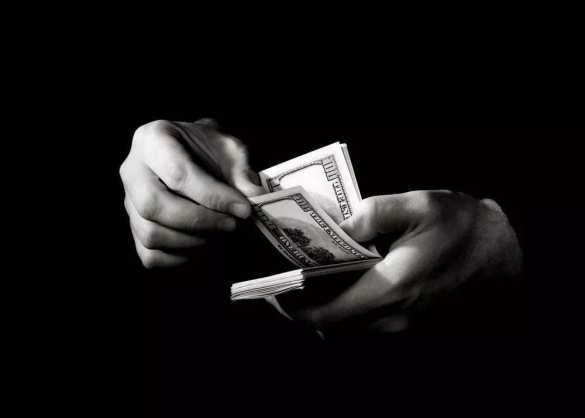 Выделенные Украине миллиарды долларов не покинули США, — племянник Кеннеди | Русская весна