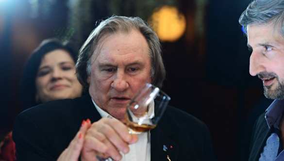 Жерар Депардье продегустировал крымские вина в Москве (ВИДЕО) | Русская весна