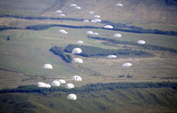 Новые масштабные учения ВС РФ: десятки единиц авиации и более 2 тыс. десантников | Русская весна