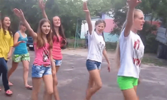 Kanonenfutter für die "antiterroristische Operation" wird in ukrainischen Schulen gemacht werden | Русская весна