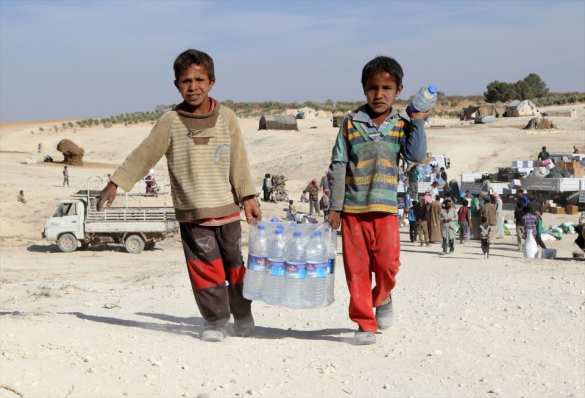 «Там невозможно жить!» — сторонники боевиков бегут из «оппозиционного» г. Джараблус под юрисдикцию Дамаска (ФОТО, ВИДЕО) | Русская весна