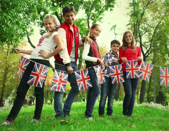 Их нравы: британским учителям рекомендовали не называть учеников «мальчиками» и «девочками» | Русская весна