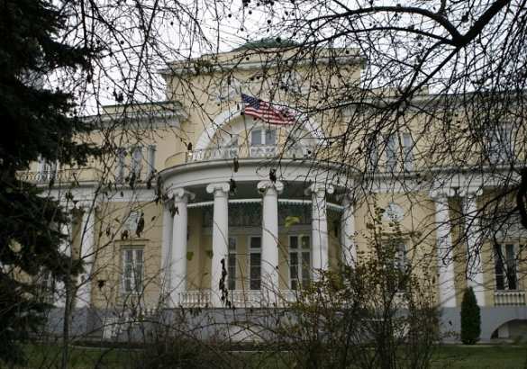 Россия грозит арестом американской госсобственности в Москве | Русская весна