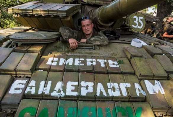 Сводка Информбюро армии Юго-Востока за ночь 11 сентября: к противнику продолжают прибывать танковые и артиллерийские подкрепления  | Русская весна