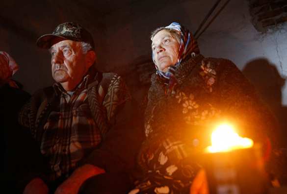 Жители Спартака отказались от эвакуации, несмотря на ежедневные обстрелы ВСУ | Русская весна