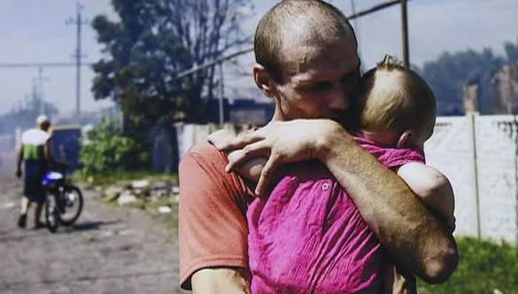 Больше полумиллиона жителей ДНР без воды, еды, тепла и газа: обстановка тяжёлая, но люди не брошены | Русская весна