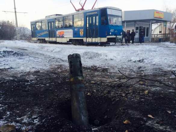 Сводка: оккупанты усиливают группировку войск и продолжают обстрелы населенных пунктов Новороссии | Русская весна