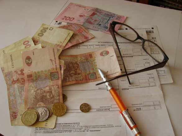 Гривна продолжает лететь в пропасть. До 15 за доллар совсем чуть-чуть | Русская весна