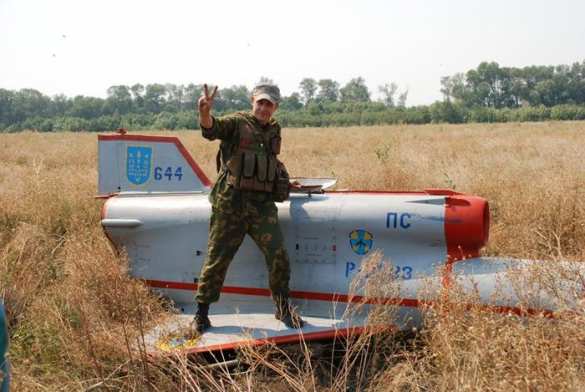 Как сбивали «секретный» беспилотник: рассказывают бойцы Мотороллы (видео) | Русская весна