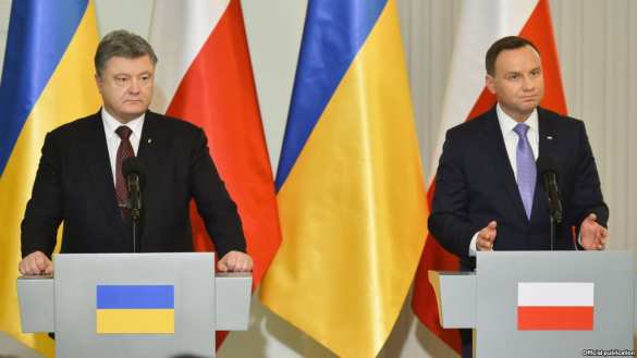 Ты на север, я на юг: Порошенко собрался в Польшу, а Дуда — на Украину | Русская весна