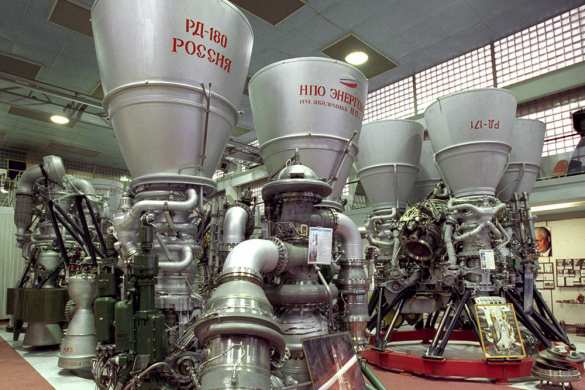 Россия поставит США 14 ракетных двигателей  | Русская весна