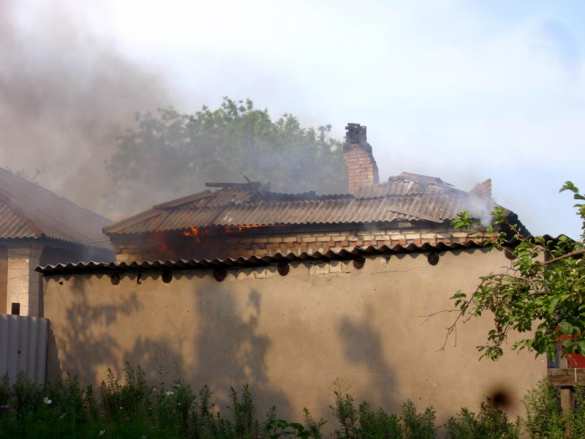 Луганск: танковая атака отбита, идут бои на окраинах, артиллерия врага бьет по городу  (фото/видео) | Русская весна