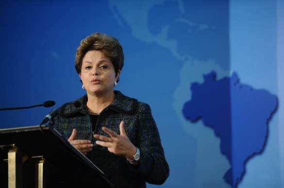 Президент Бразилии Дилма Руссеф Президент Бразилии отреагировала на импичмент цитатой Маяковского | Русская весна