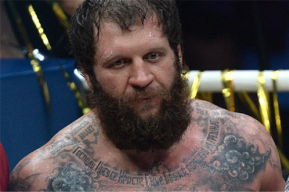 Бой без правил: кадры схватки полицейских с пьяным Емельяненко (ВИДЕО) | Русская весна