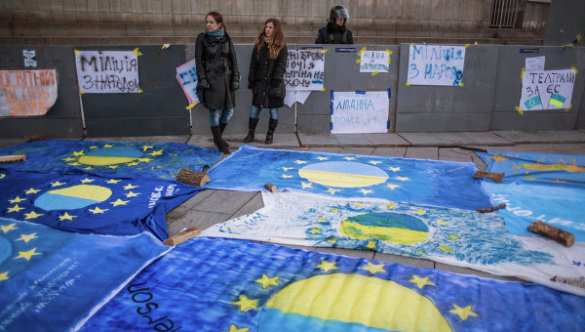 Юнкер: Референдум по Украине грозит Европе континентальным кризисом | Русская весна