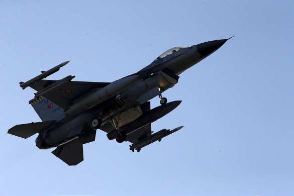 Кровавая бойня в Сирии: авиаудар по автоколонне убил и ранил множество беженцев (ВИДЕО) | Русская весна