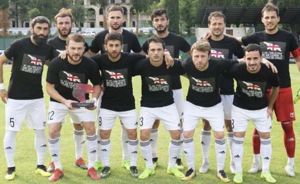 Грузинские футболисты вышли на поле в майках с антироссийскими надписями (ФОТО, ВИДЕО) | Русская весна