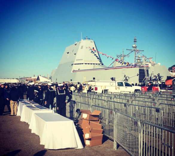 «Это корабль Бэтмена», — адмирал США нахваливает сомнительный эсминец за 4,4 млрд долларов (ФОТО) | Русская весна