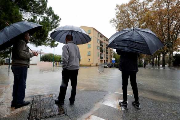 Украинцев предупредили о грядущих кислотных дождях | Русская весна