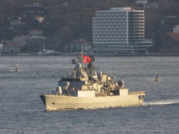 «Исключительно враждебные и агрессивные действия»: произошёл инцидент между французским и турецким фрегатами | Русская весна