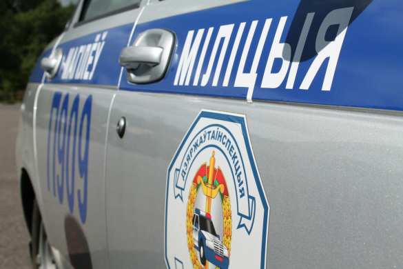 В Белоруссии автомобили сбивают сотрудников ГАИ (ВИДЕО) | Русская весна