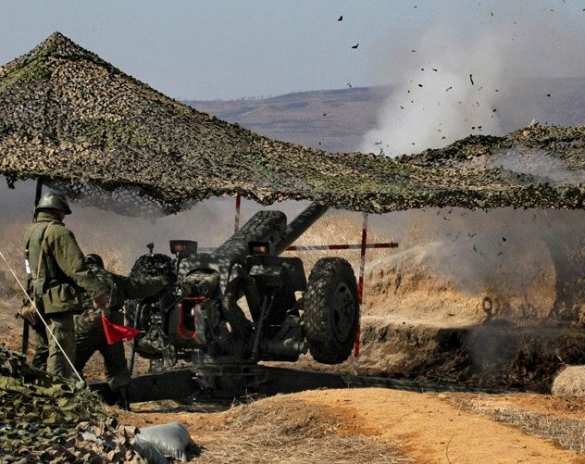 Сводка: за день зафиксировано не менее 13 обстрелов со стороны войск хунты | Русская весна