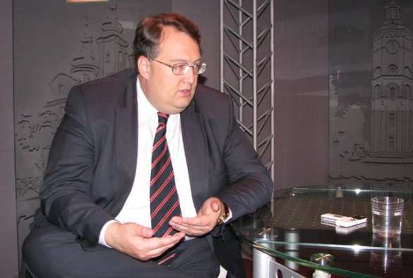 Советник Авакова раскрыл двух агентов Путина, ими оказались Тимошенко и Тягнибок | Русская весна