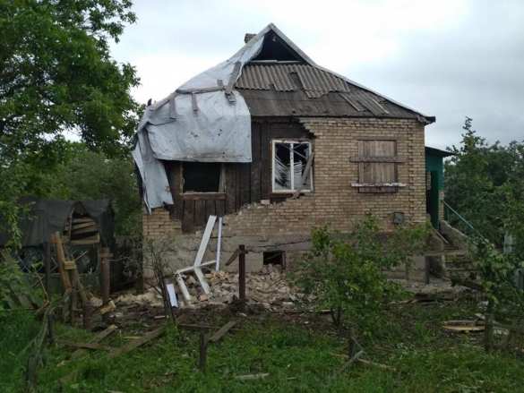 В Горловке завершены кровельные работы на домах, пострадавших от урагана | Русская весна