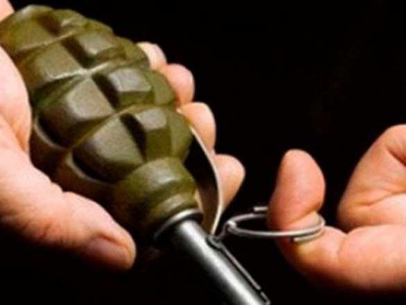 Под Киевом боец «АТО» подорвал себя гранатой на кладбище | Русская весна