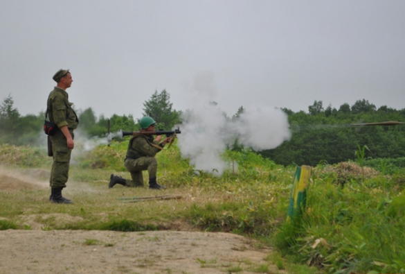Сводка: бои в Фащевке, Гранитном, у Волновахи и Докучаевска | Русская весна