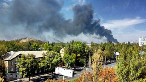 Перемирие как оно есть - кровь и разрушения на улицах Донецка, 14 сентября Перемирие как оно есть — кровь и разрушения на улицах Донецка, 14 сентября (видео, 18+) | Русская весна