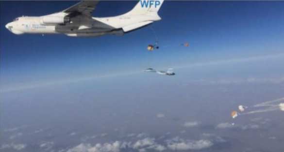 Скандал: ООН сбросила гуманитарный груз боевикам ИГИЛ под г. Дейр эз-Зор, часть груза разбилась (ФОТО) | Русская весна