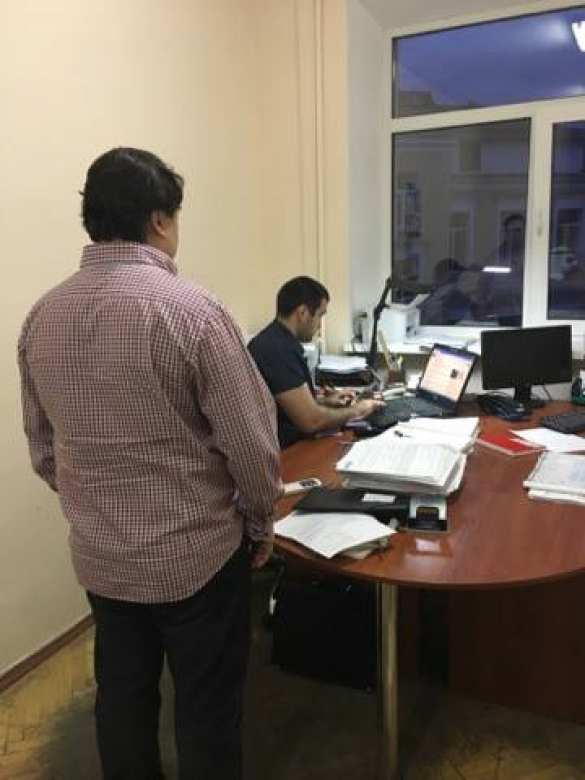 На Украине задержан главред новостного портала, в редакции прошли обыски (ФОТО, ВИДЕО) | Русская весна