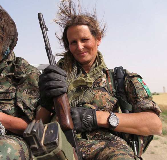 «Я ненавидела ИГИЛ», — канадская модель воюет против террористов в Сирии (ВИДЕО) | Русская весна
