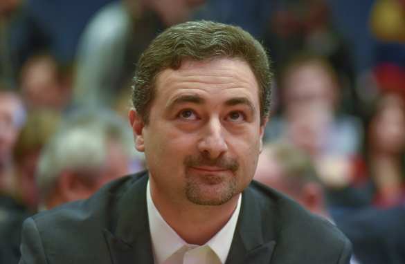 У главы «Укрпочты» зарплата оказалась в 2 с лишним раза выше, чем у Трампа | Русская весна